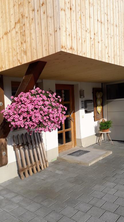 Appartement Haus Katharina à Schnepfau Extérieur photo